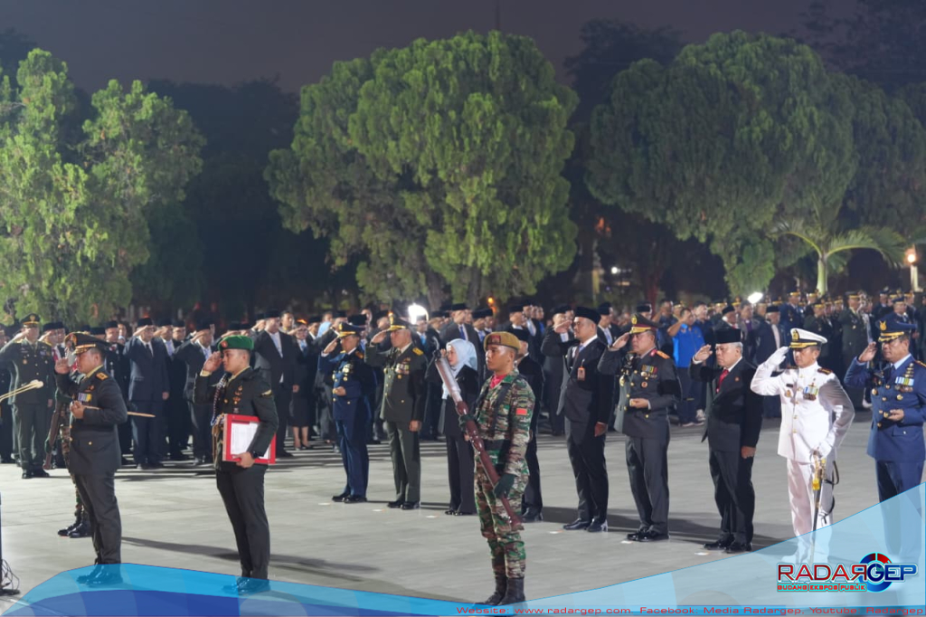 Polda Sumut Gelar Upacara Kehormatan dan Renungan Suci di TMP Bukit Barisan